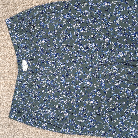 Jessica Simpson pull-on pants - Picture 3 of 9